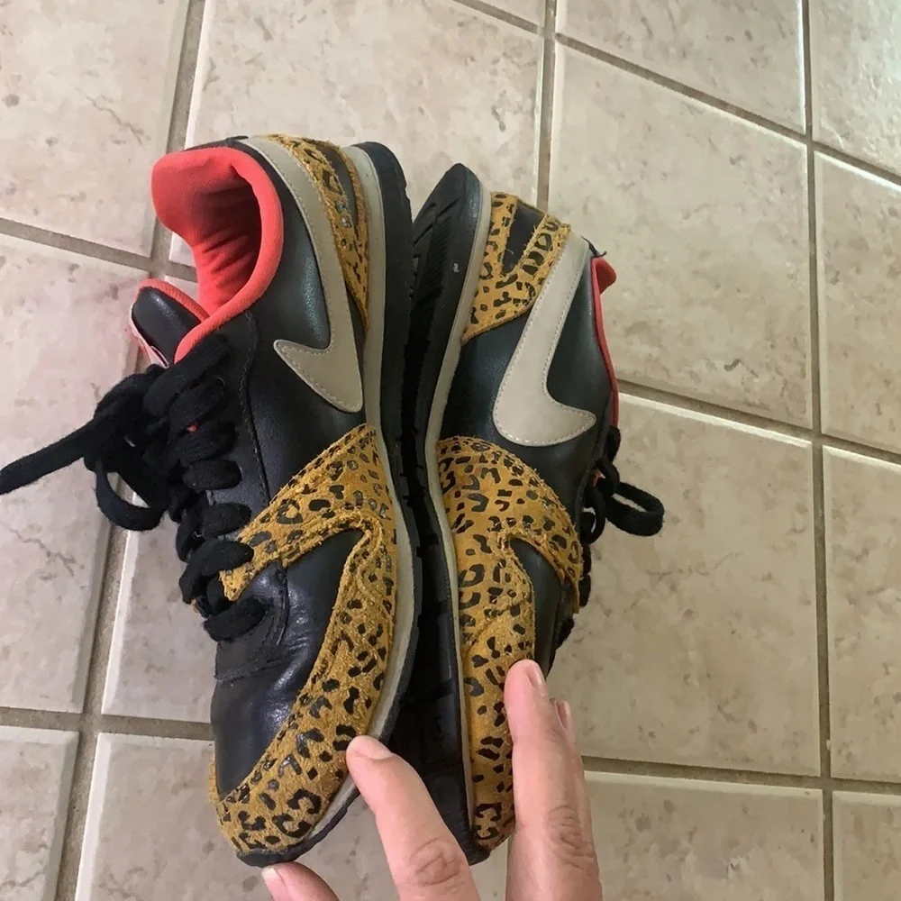 Nike